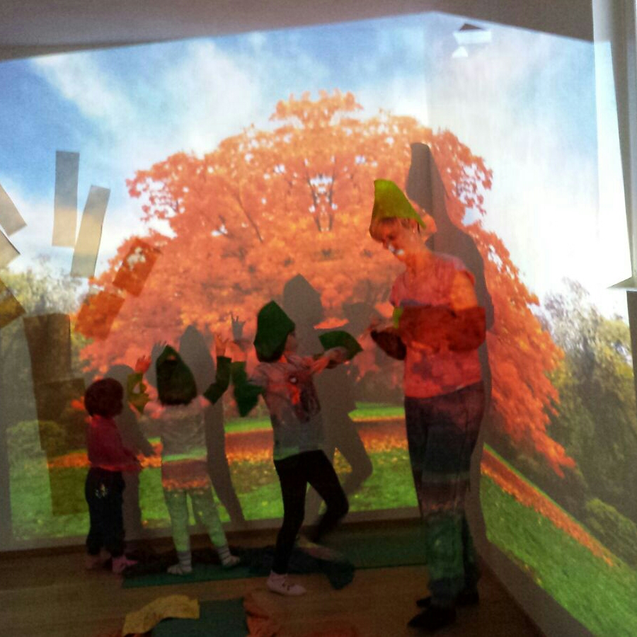 spazio gioco-danza, la danza nei colori del bosco