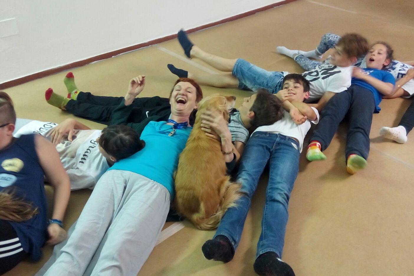 Yoga della Risata per bambini, si ride usando la pancia
